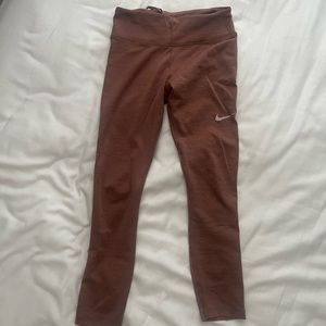 Nike Dri-Fit crop leggings